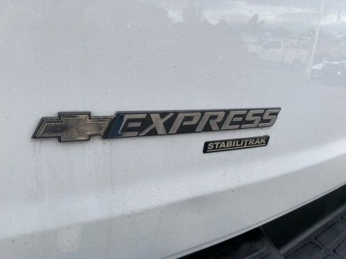 Used 2014 Chevrolet Express 1500 image 7
