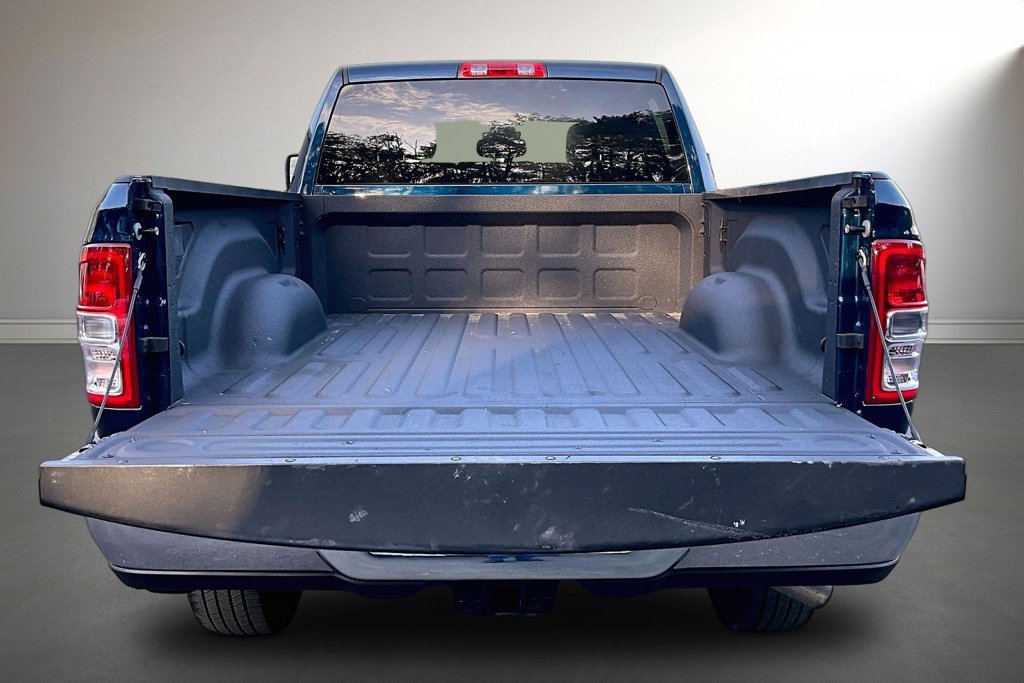Used 2024 RAM 2500 Big Horn w/ Bed Utility Group AWD/4WD image 7