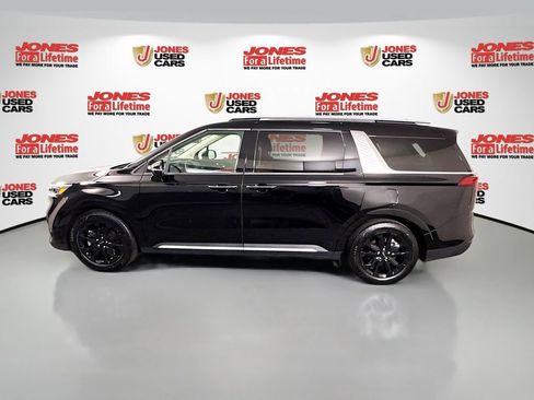 Used 2024 Kia Carnival SX FWD image 14