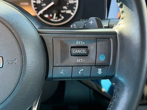 Certified 2024 Nissan Pathfinder SV FWD image 16