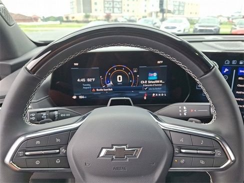 New 2025 Chevrolet Traverse LT w/ Enhanced Driving Package image 15