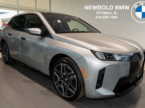 Used 2026 BMW iX xDrive60 w/ M Sport Package AWD/4WD image 1