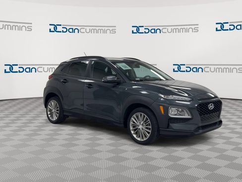 Used 2018 Hyundai Kona SEL image 2