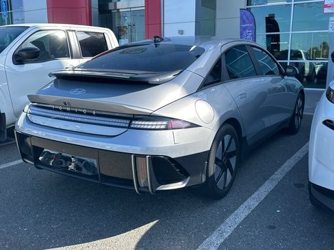 Used 2023 Hyundai Ioniq 6 SE RWD image 5