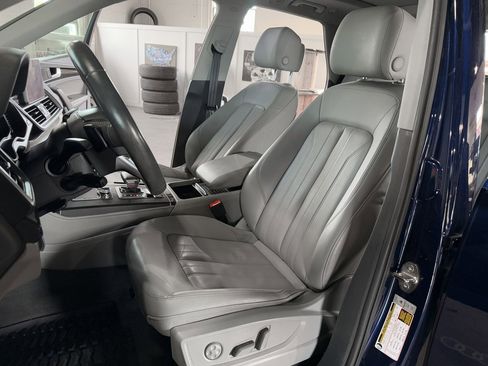 Used 2019 Audi Q5 2.0T Premium Plus image 22