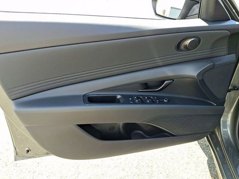 New 2026 Hyundai Elantra SEL Sport Premium FWD image 9