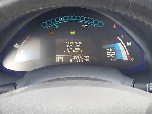 Used 2013 Nissan Leaf S FWD image 19