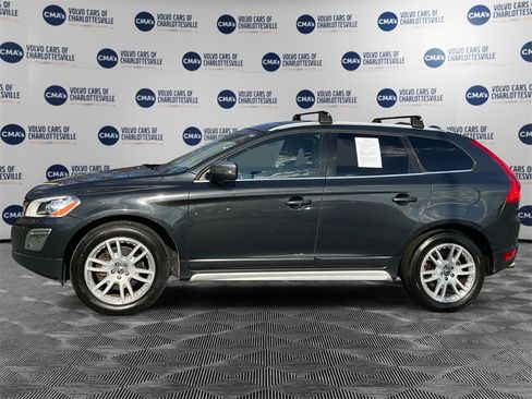 Used 2012 Volvo XC60 T6 R-Design image 2