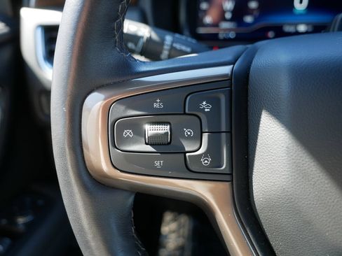 Used 2024 Chevrolet Tahoe High Country w/ Advanced Technology Package AWD/4WD image 24