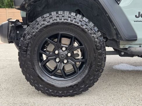 Used 2024 Jeep Wrangler Unlimited Sport AWD/4WD image 30