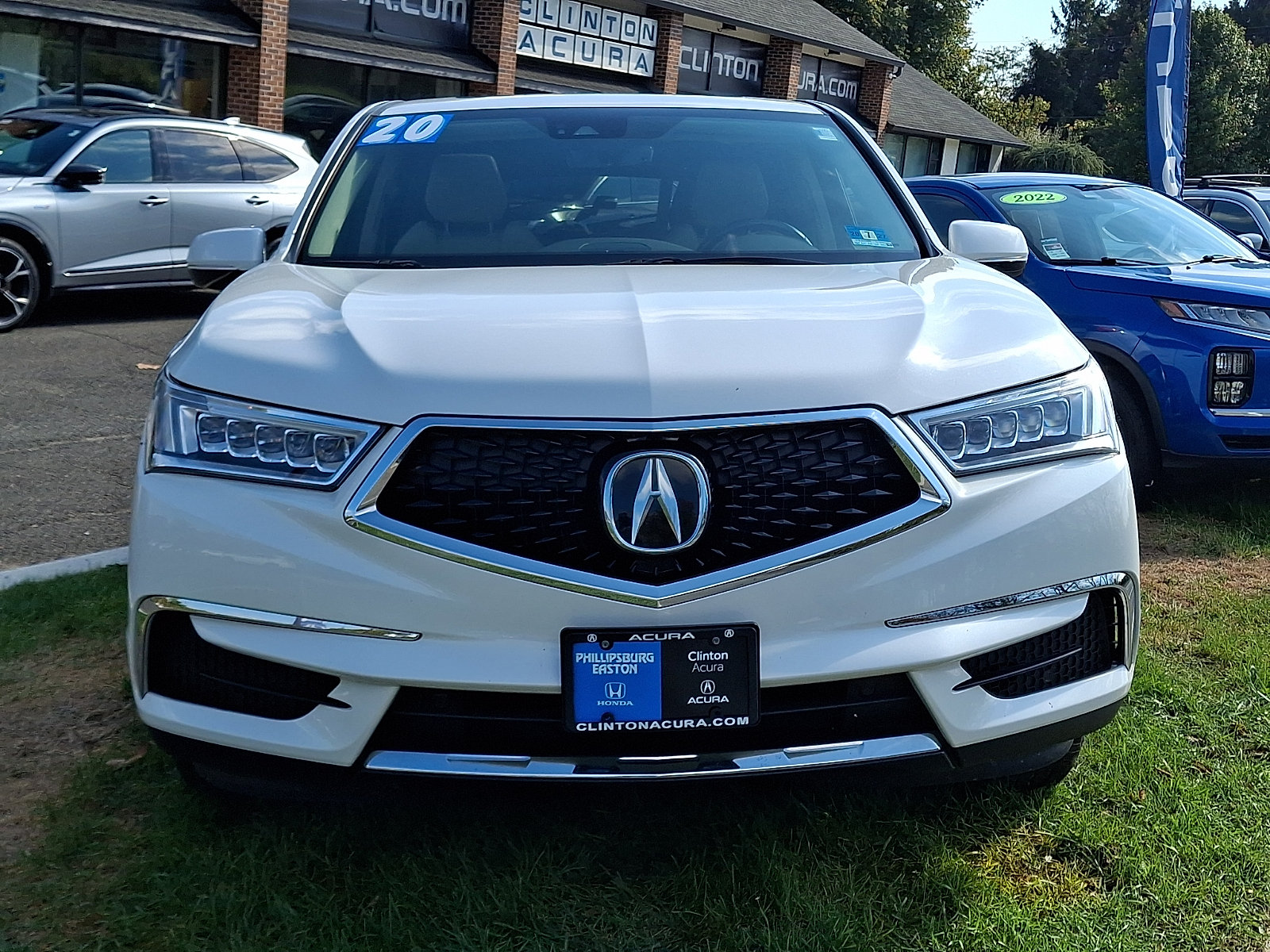Used 2020 Acura MDX w/ Technology Package AWD/4WD image 2