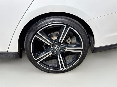Used 2024 Honda Accord Sport image 27