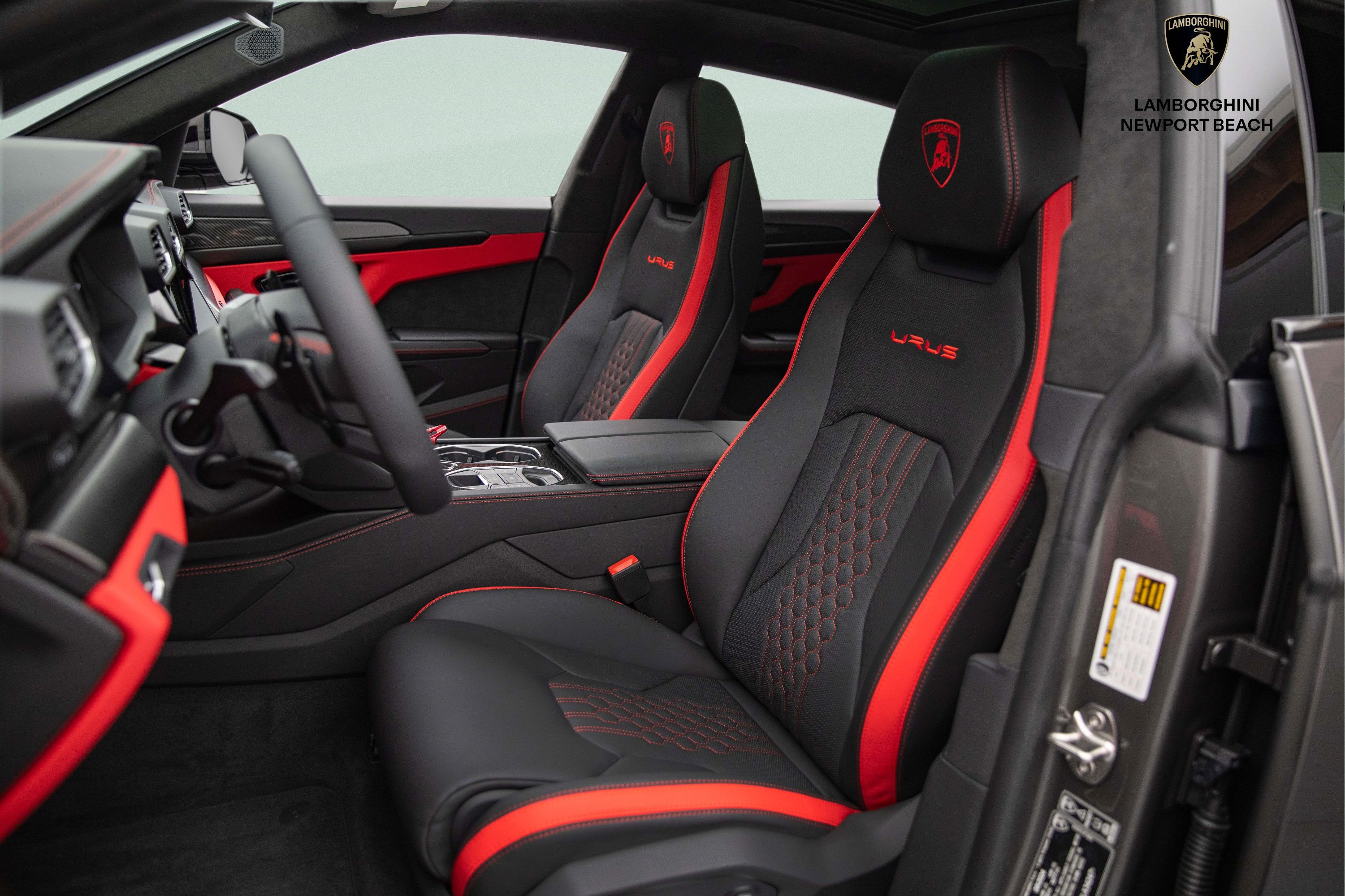 Used 2024 Lamborghini Urus S AWD/4WD image 9