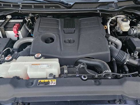 Used 2024 Toyota Tundra Limited image 23