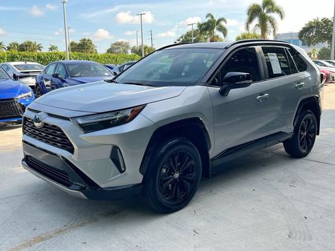Used 2024 Toyota RAV4 XSE AWD/4WD image 3