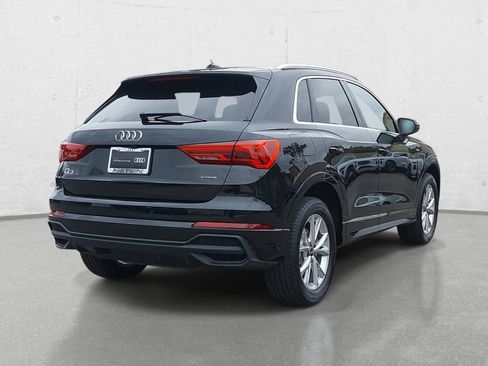 Certified 2025 Audi Q3 2.0T Premium w/ Convenience Package AWD/4WD image 5