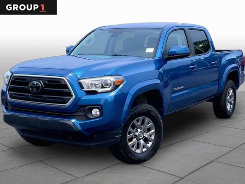 Used 2018 Toyota Tacoma SR5 AWD/4WD image 1
