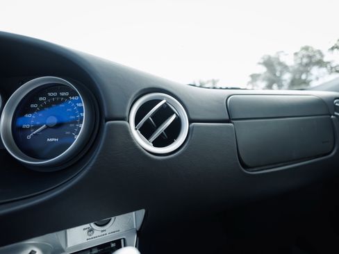 Used 2006 Ford GT image 79