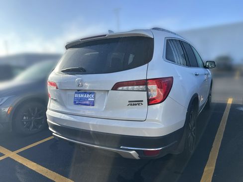 Used 2021 Honda Pilot Touring image 3