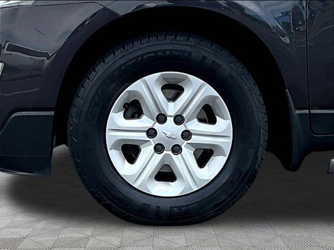 Used 2016 Chevrolet Traverse LS w/ LPO, 'HIT The Road' Package AWD/4WD image 35