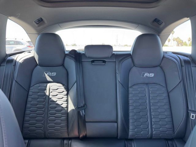 Used 2025 Audi RS 6 performance w/ Matte Carbon Package AWD/4WD image 19