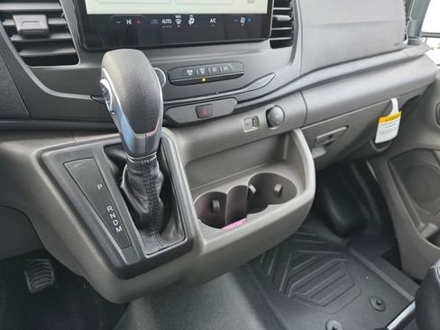 New 2026 Ford Transit 250 148 Medium Roof image 19