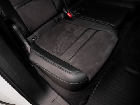 Used 2021 Porsche Cayenne GTS AWD/4WD image 69