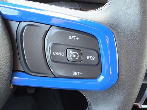 Used 2023 Jeep Wrangler Unlimited Sport AWD/4WD image 13