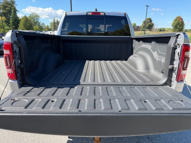 Used 2021 RAM 1500 Laramie AWD/4WD image 19