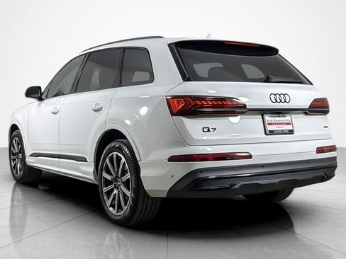 Used 2023 Audi Q7 2.0T Premium Plus w/ Premium Plus Package AWD/4WD image 3