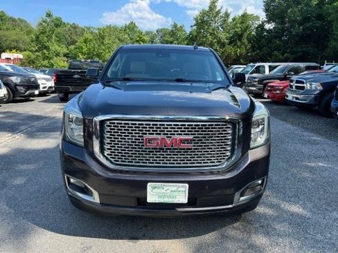 Used 2015 GMC Yukon Denali w/ Premium Package AWD/4WD image 2