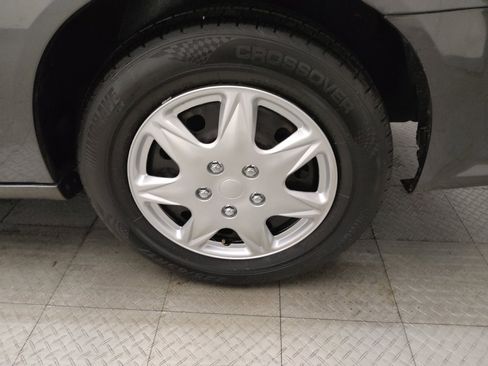 Used 2019 Dodge Grand Caravan SE w/ UConnect Hands-Free Group image 31