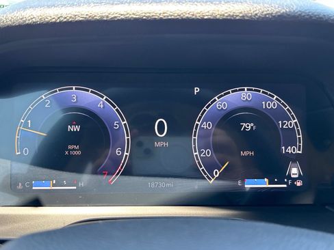 Used 2023 Jeep Grand Cherokee Laredo X AWD/4WD image 24