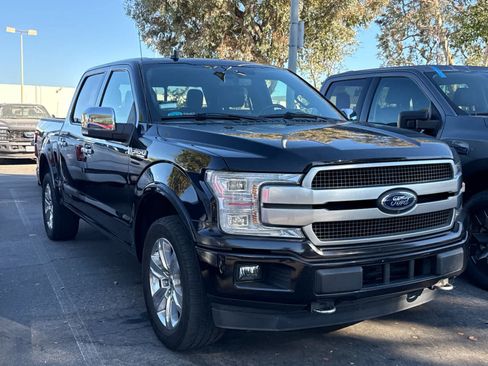 Used 2019 Ford F150 Platinum w/ Equipment Group 701A Luxury AWD/4WD image 3