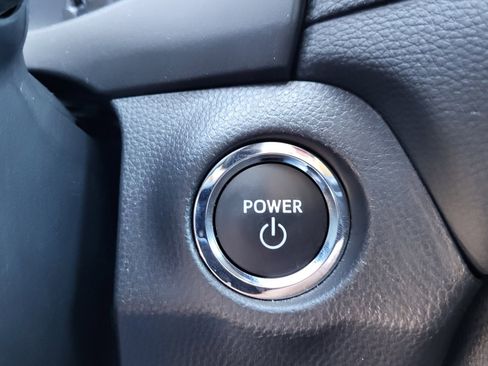 Certified 2025 Toyota RAV4 XLE image 32