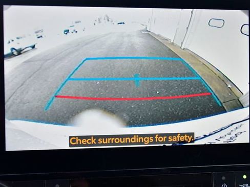 Certified 2023 Toyota Highlander XLE image 25