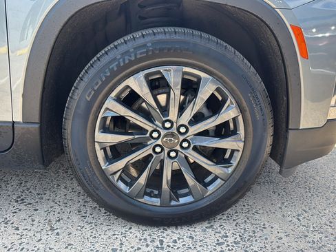 Used 2023 Chevrolet Traverse RS AWD/4WD image 52