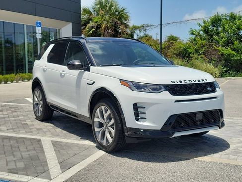 New 2026 Land Rover Discovery Sport Landmark AWD/4WD image 7