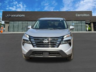 Used 2025 Nissan Rogue SV FWD video 2