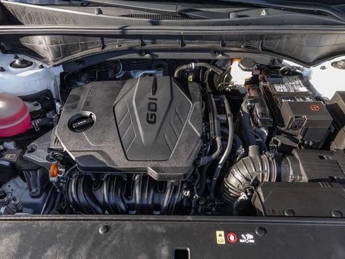 Certified 2023 Kia Sorento S image 26