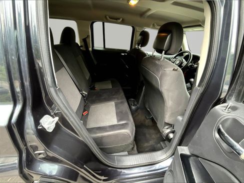 Used 2014 Jeep Patriot Sport w/ Power Value Group FWD image 25