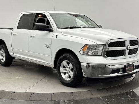 Used 2021 RAM 1500 Classic SLT RWD image 3