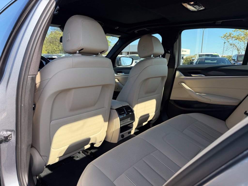 Used 2022 BMW 540i xDrive w/ Convenience Package AWD/4WD image 28