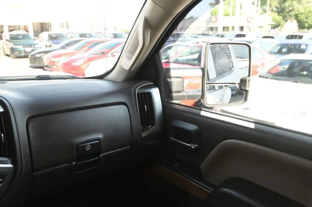Used 2016 Chevrolet Silverado 3500 LTZ w/ Duramax Plus Package AWD/4WD image 40