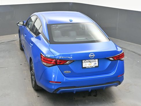 Used 2025 Nissan Sentra SV FWD image 36