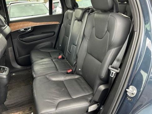 Used 2023 Volvo XC90 B5 Plus w/ Protection Package image 10