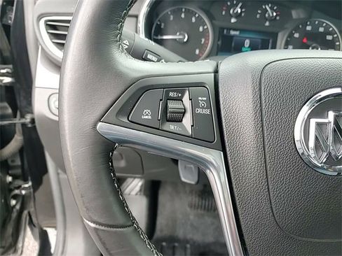 Used 2022 Buick Encore Preferred image 19