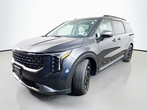 Certified 2026 Kia Carnival SX Prestige image 3