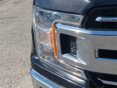 Used 2019 Ford F150 XLT image 10