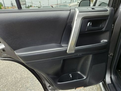 Used 2012 Toyota 4Runner Limited AWD/4WD image 13
